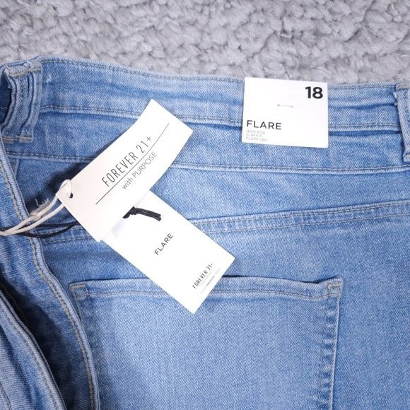 Forever 21 High Rise Slim Fit Flare Jeans Women's Plus Size 18 Light Wash Y2K - Picture 5 of 11